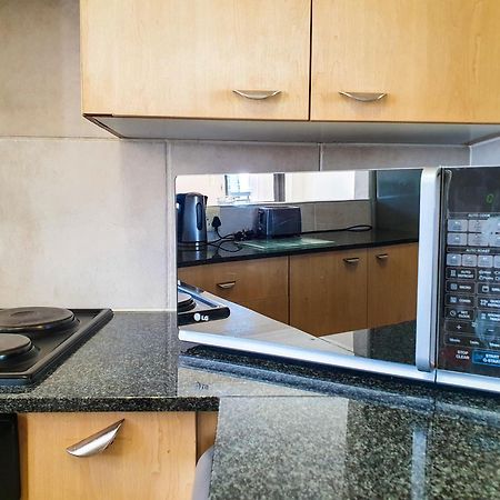 Westpoint Sandton Skyline Apartment ヨハネスブルグ エクステリア 写真