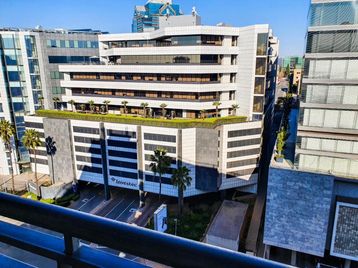 Westpoint Sandton Skyline Apartment ヨハネスブルグ エクステリア 写真