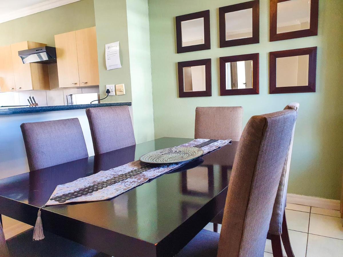 Westpoint Sandton Skyline Apartment ヨハネスブルグ エクステリア 写真